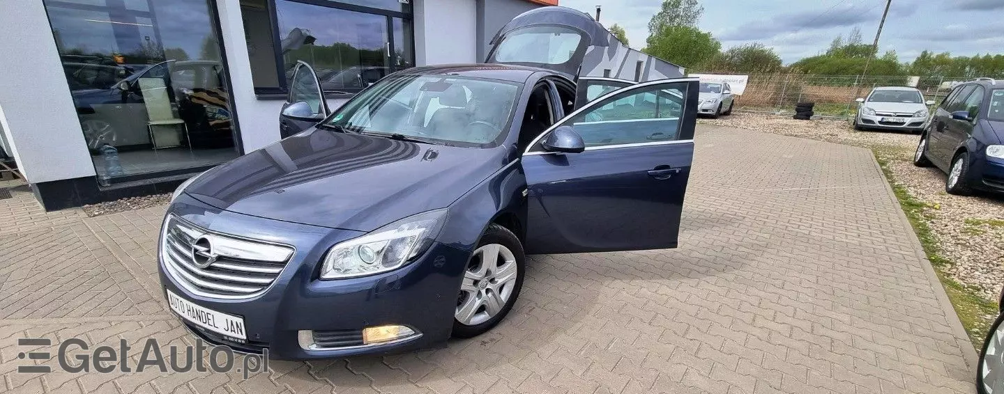 OPEL Insignia 