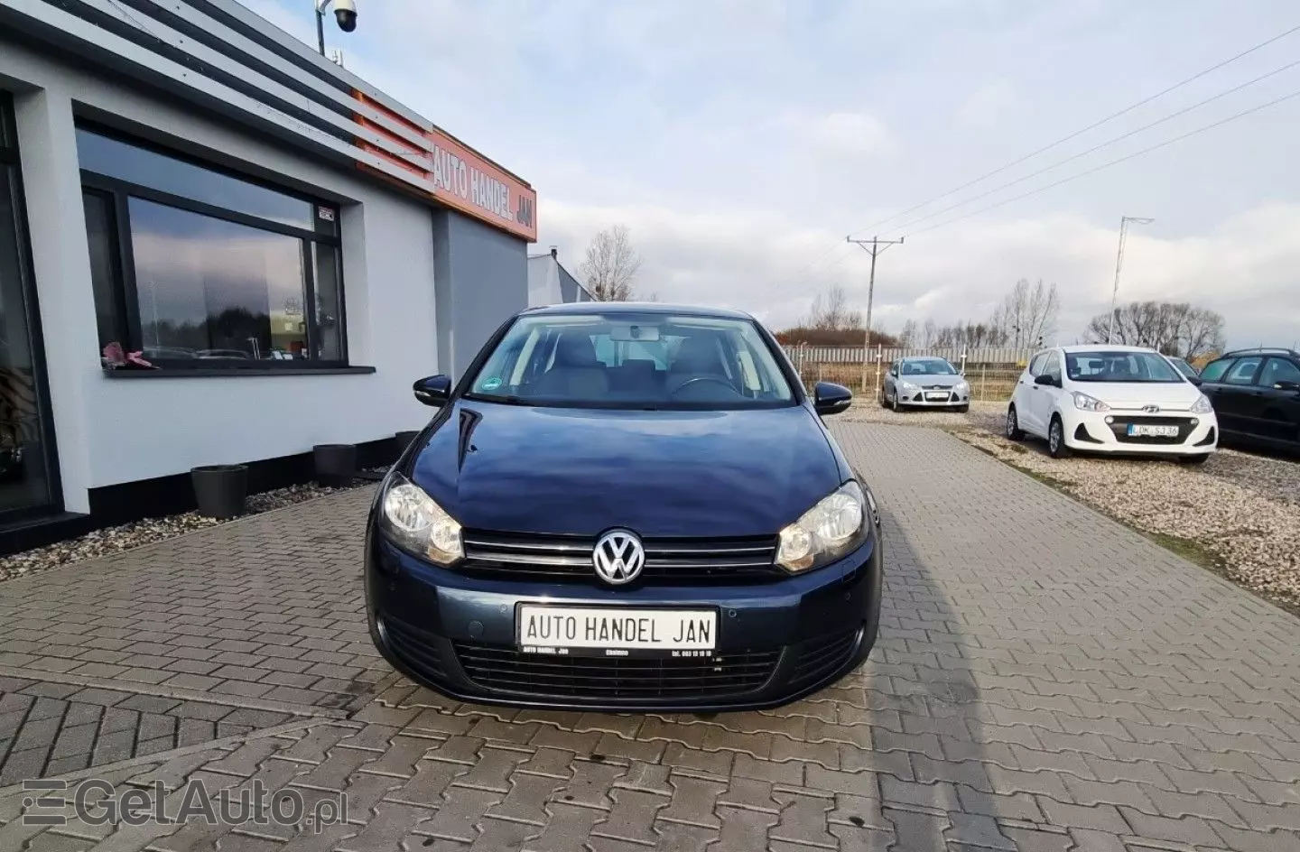 VOLKSWAGEN Golf 