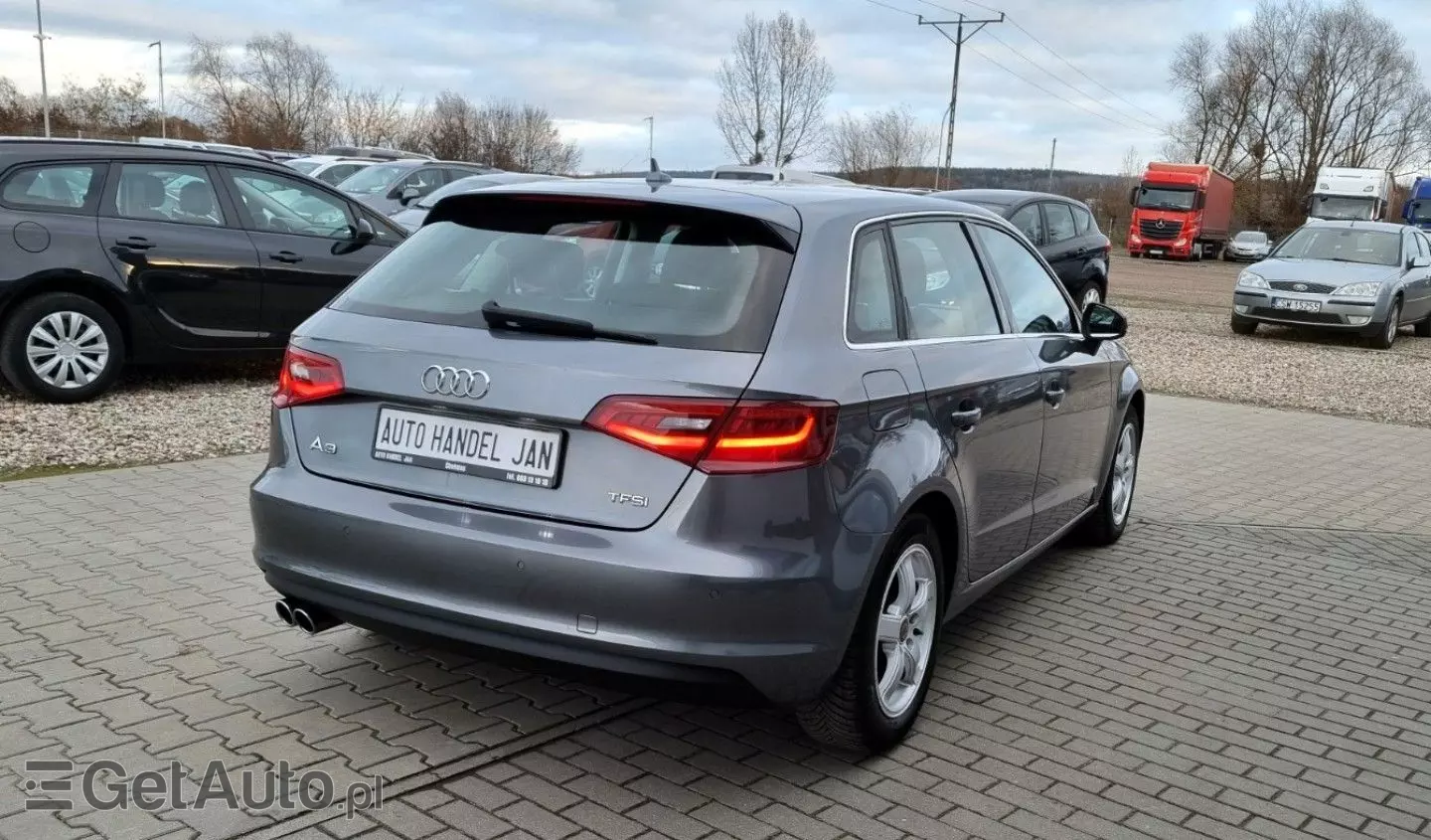 AUDI A3 