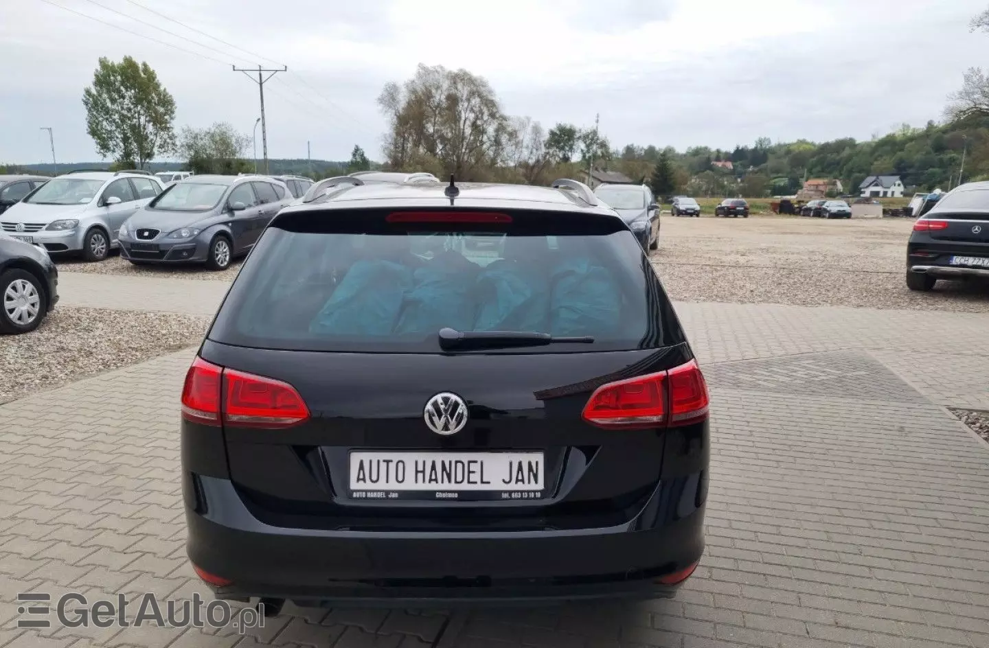 VOLKSWAGEN Golf 