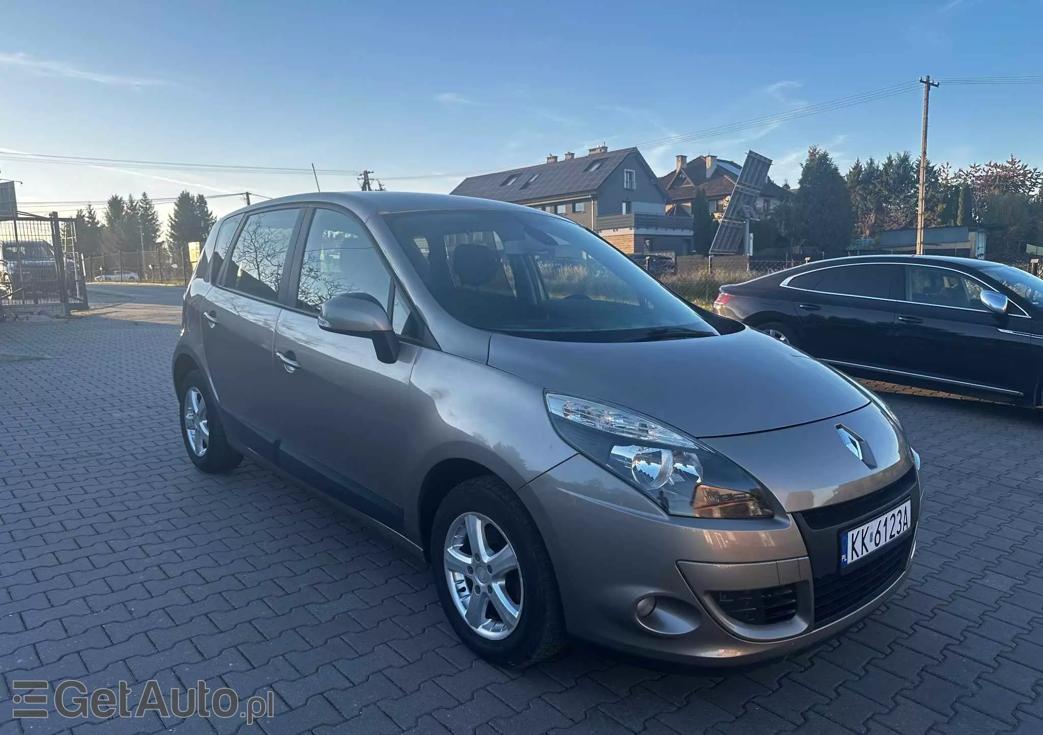 RENAULT Scenic 1.6 16V 110 Dynamique