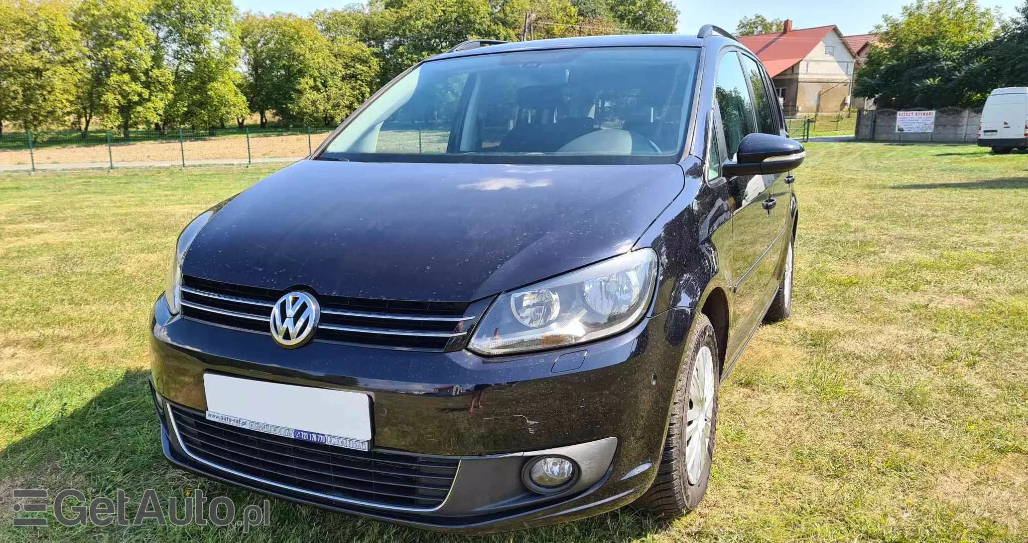 VOLKSWAGEN Touran 