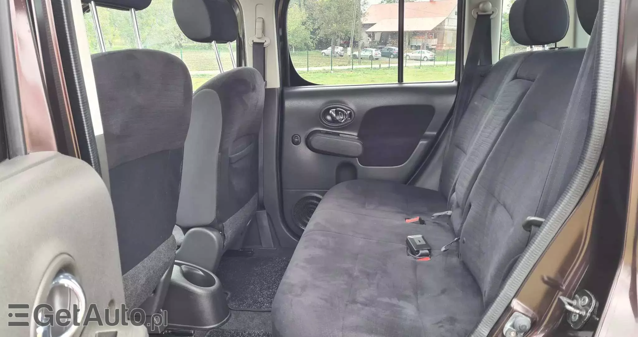 NISSAN Cube 1.6