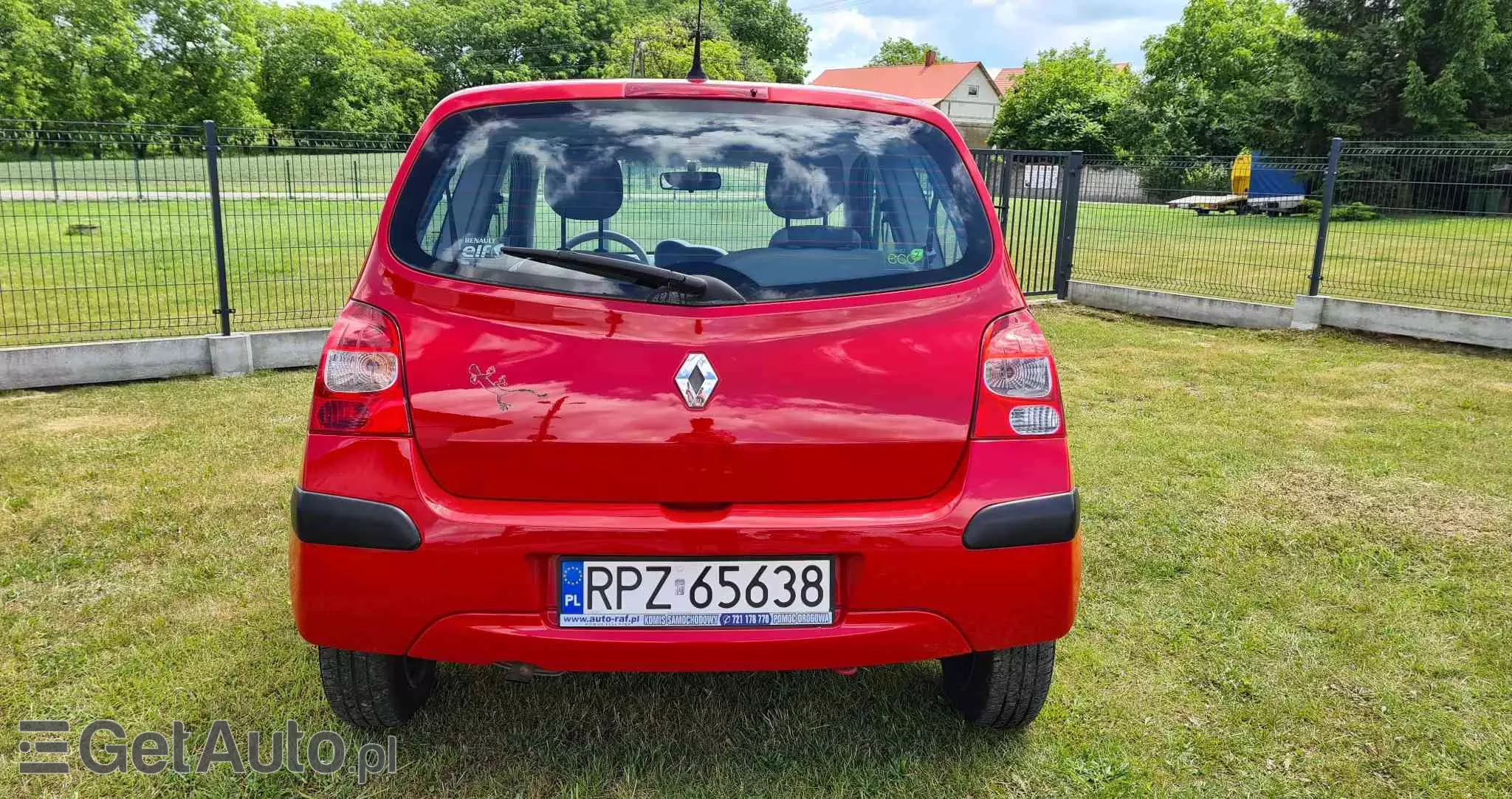 RENAULT Twingo 