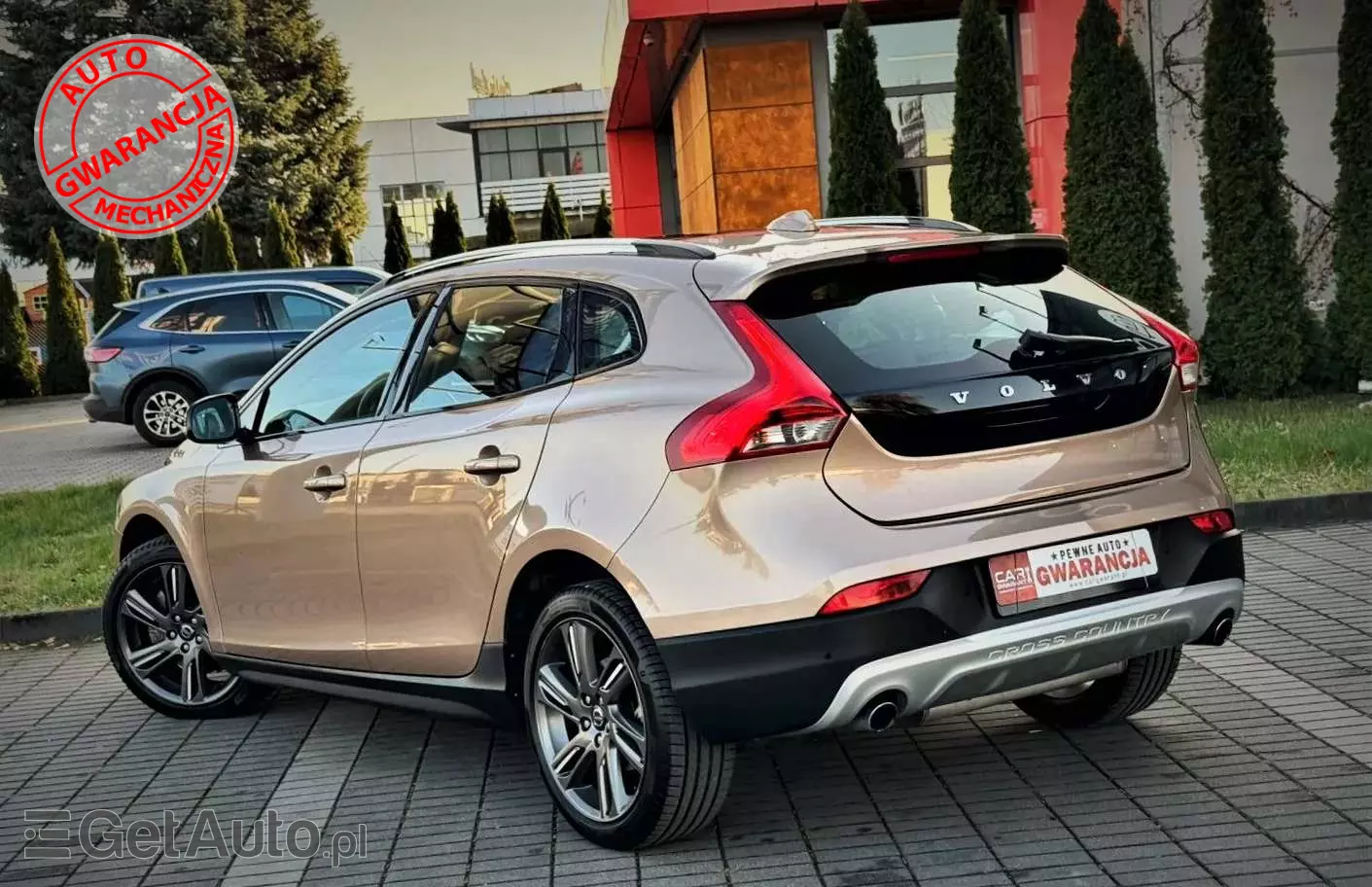 VOLVO V40 Cross Country 