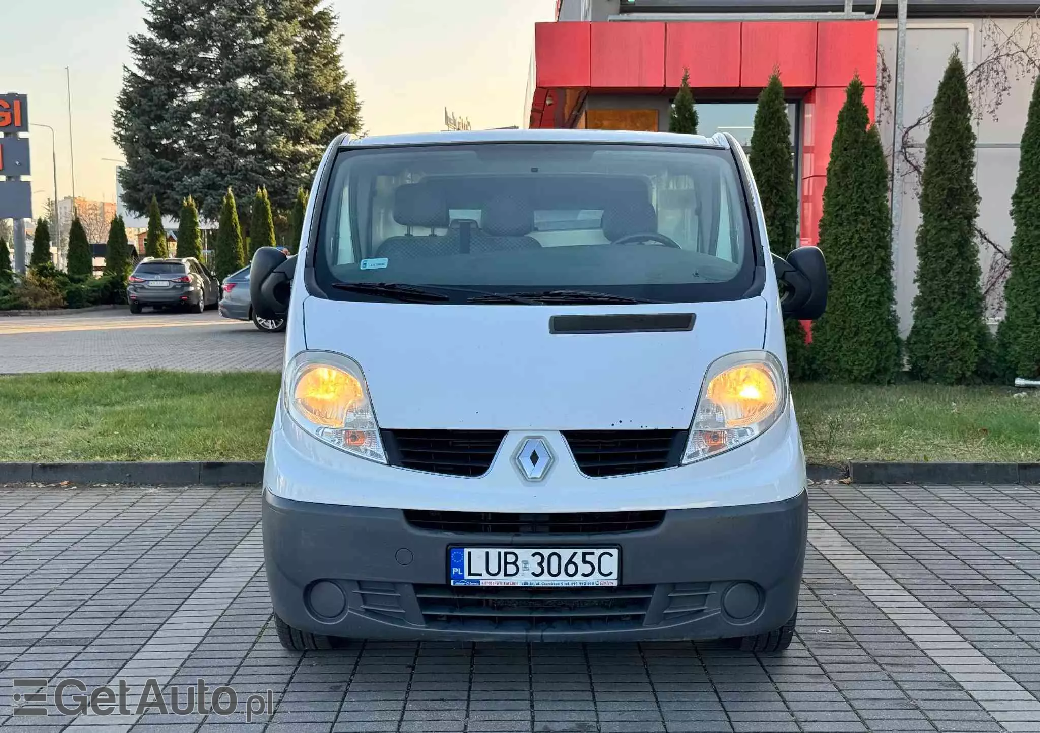 RENAULT TRAFIC 