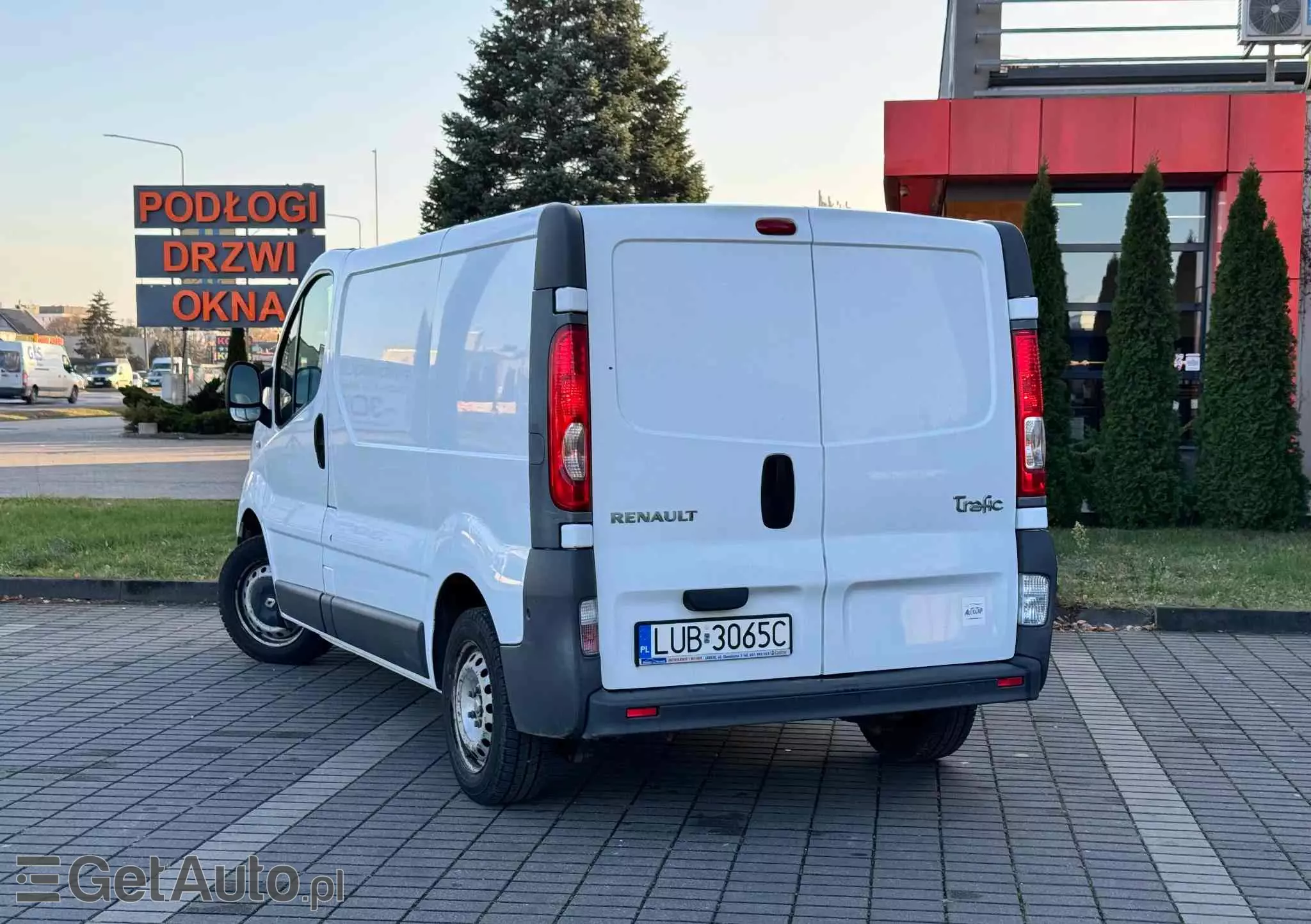 RENAULT TRAFIC 