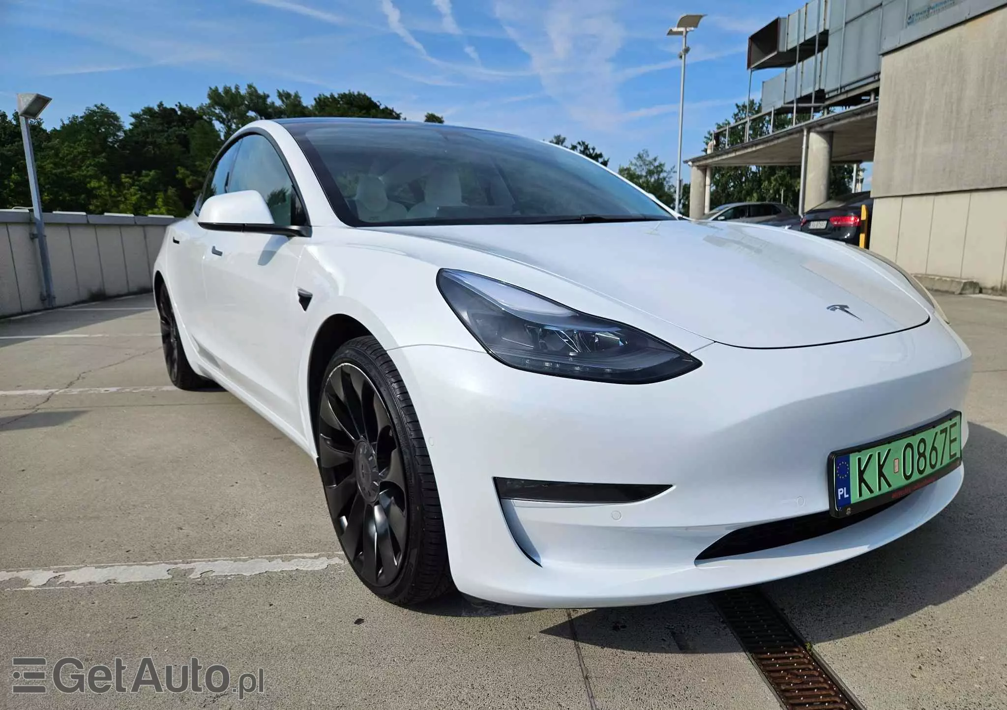 TESLA Model 3 Langstreckenbatterie Allradantrieb Dual Motor Performance