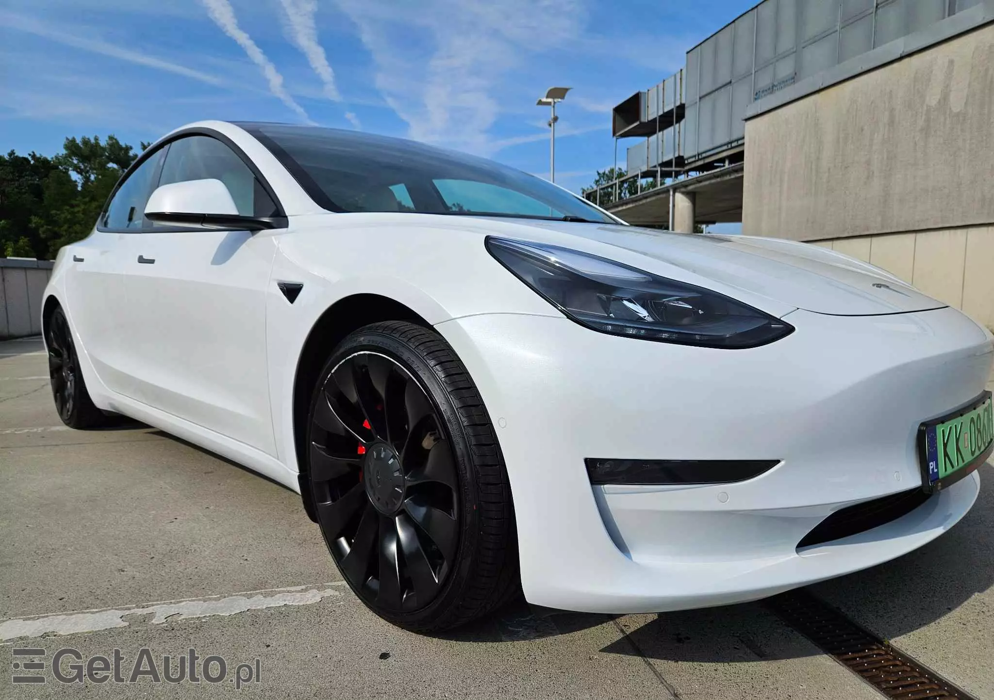 TESLA Model 3 Langstreckenbatterie Allradantrieb Dual Motor Performance