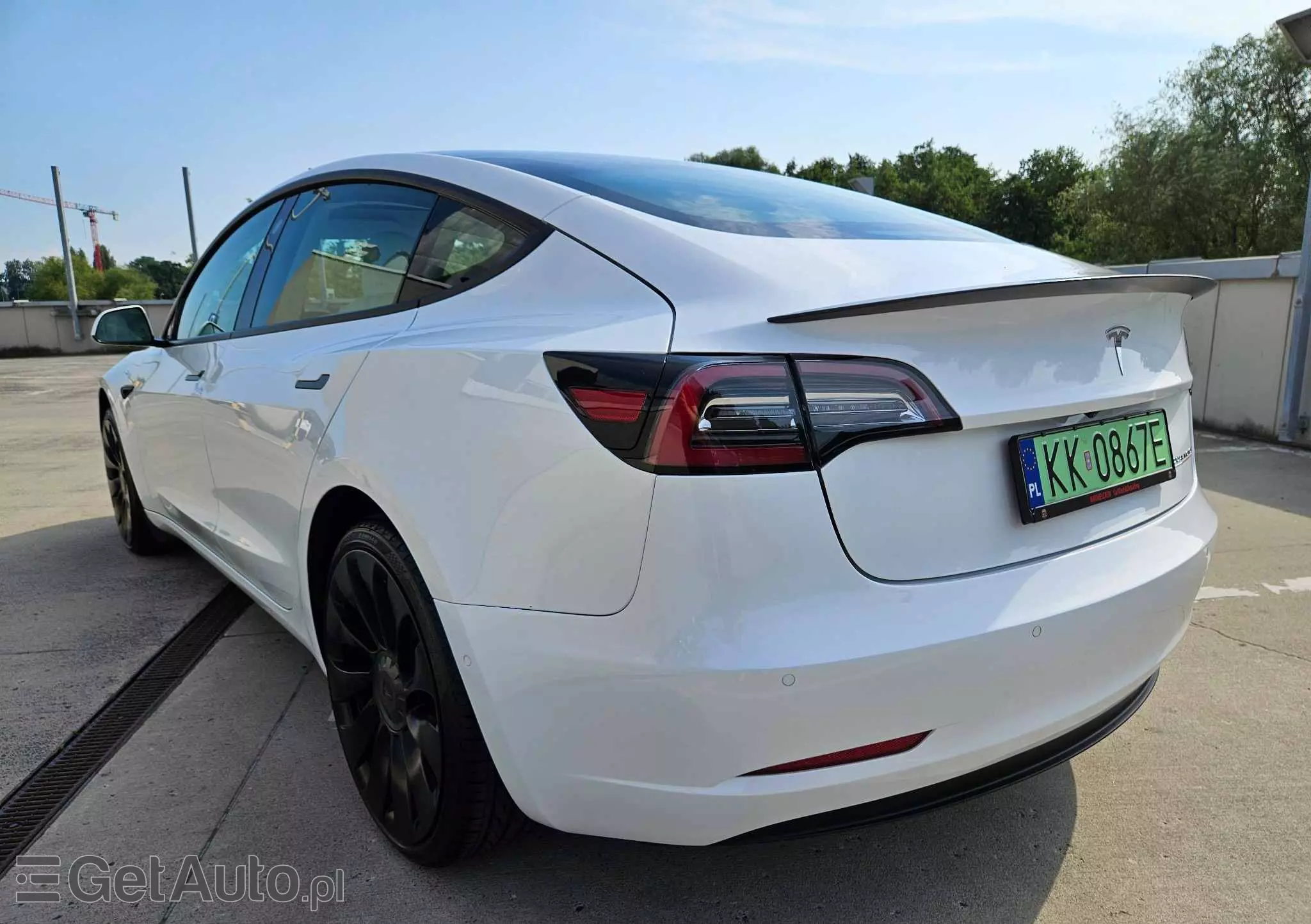 TESLA Model 3 Langstreckenbatterie Allradantrieb Dual Motor Performance