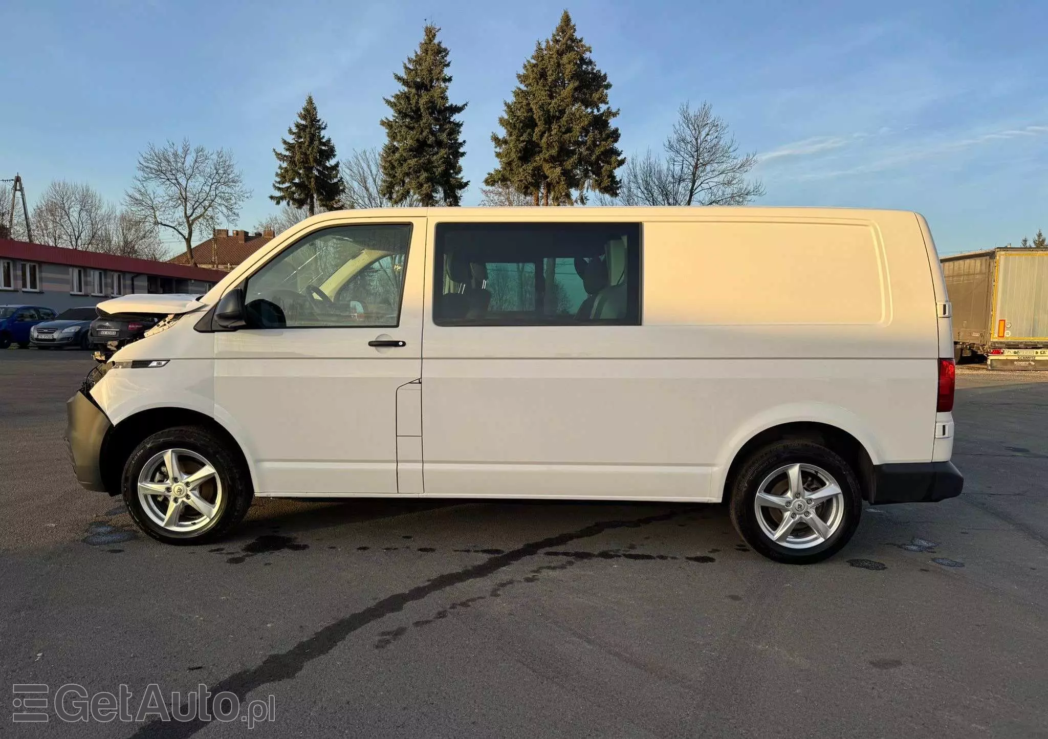 VOLKSWAGEN Transporter 