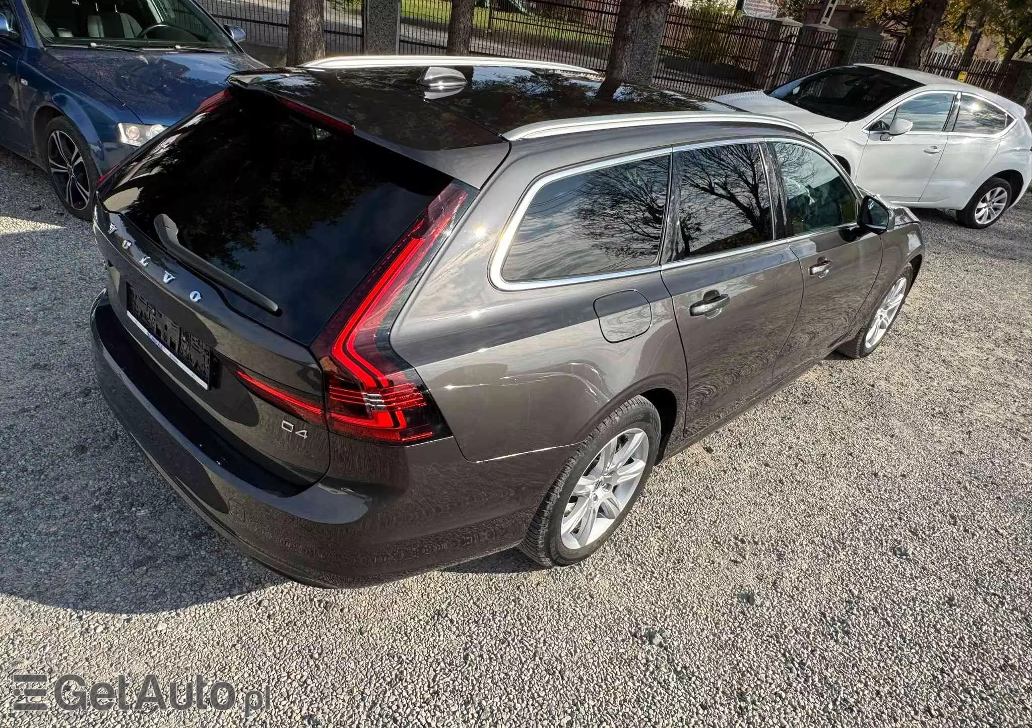 VOLVO V90 D4 Geartronic Momentum Pro