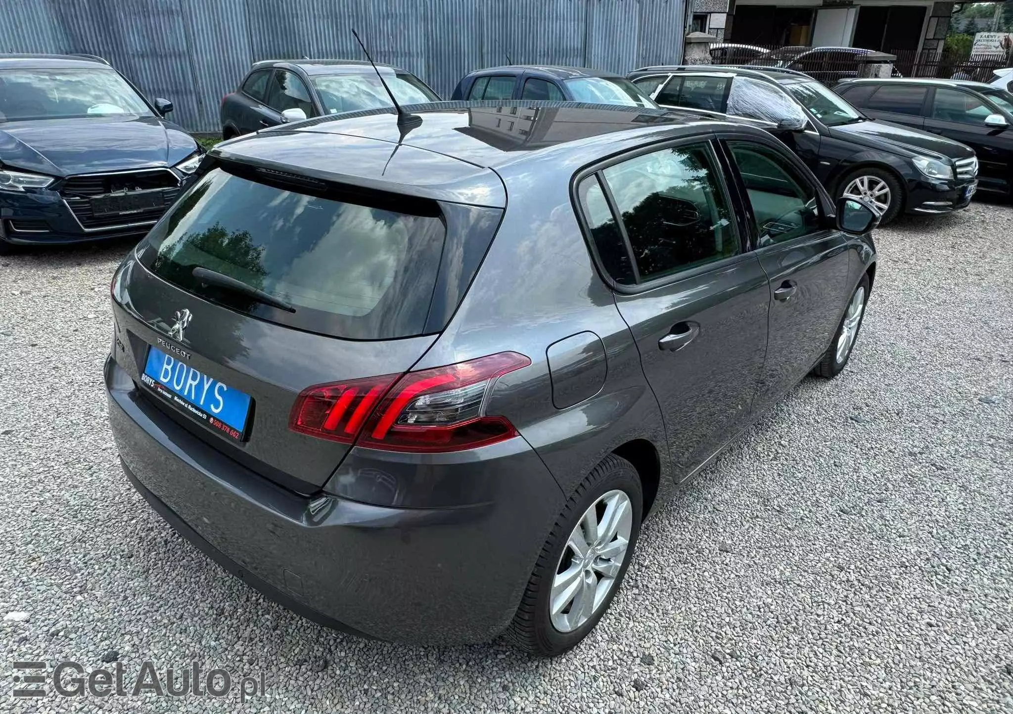 PEUGEOT 308 