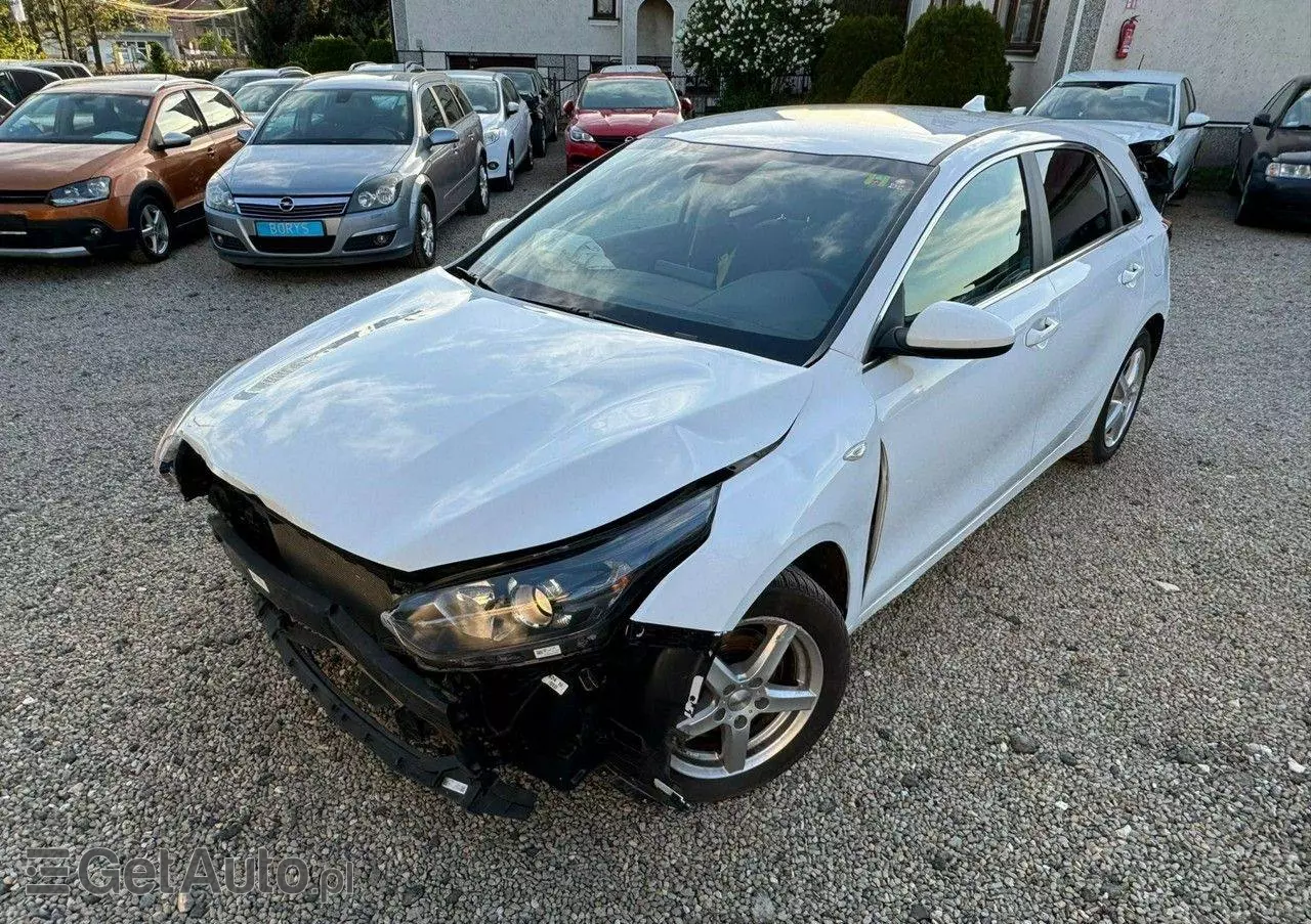 KIA Ceed 1.5 T-GDI Business Line