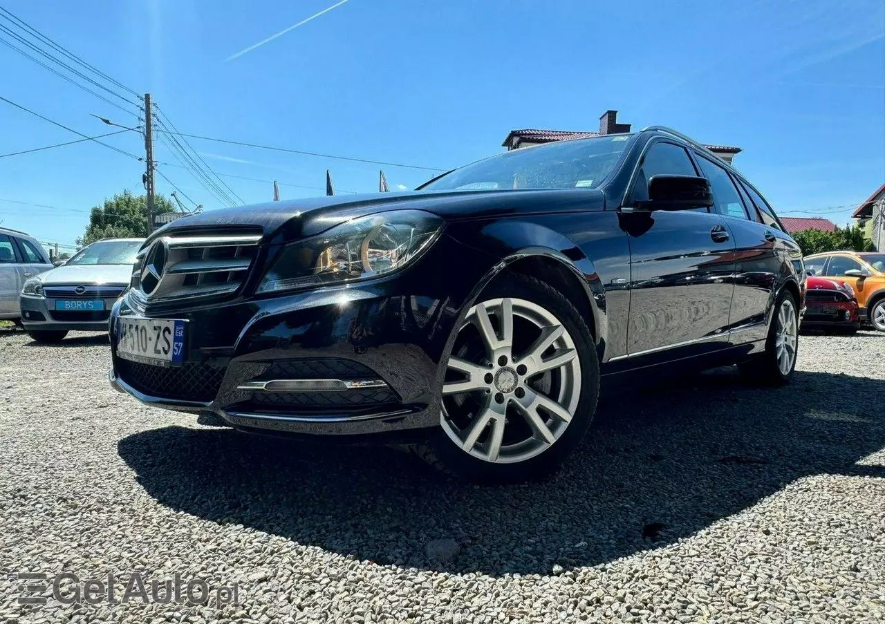 MERCEDES-BENZ Klasa C 220 T CDI DPF Automatik BlueEFFICIENCY Avantgarde