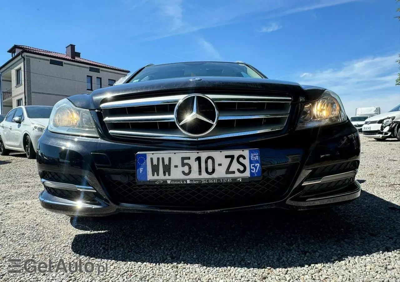 MERCEDES-BENZ Klasa C 220 T CDI DPF Automatik BlueEFFICIENCY Avantgarde