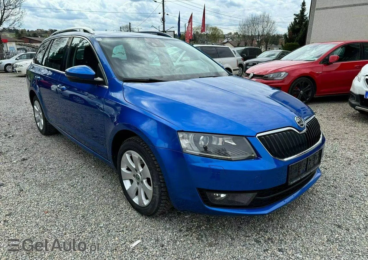 SKODA Octavia 