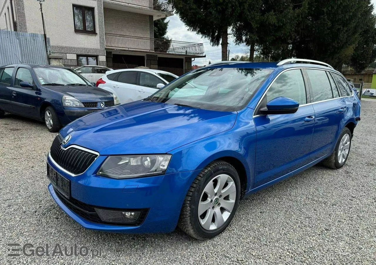 SKODA Octavia 