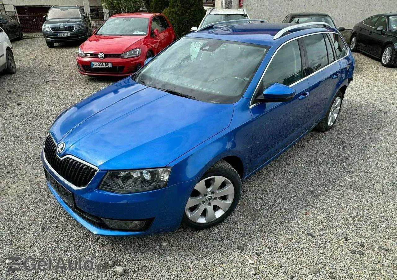 SKODA Octavia 