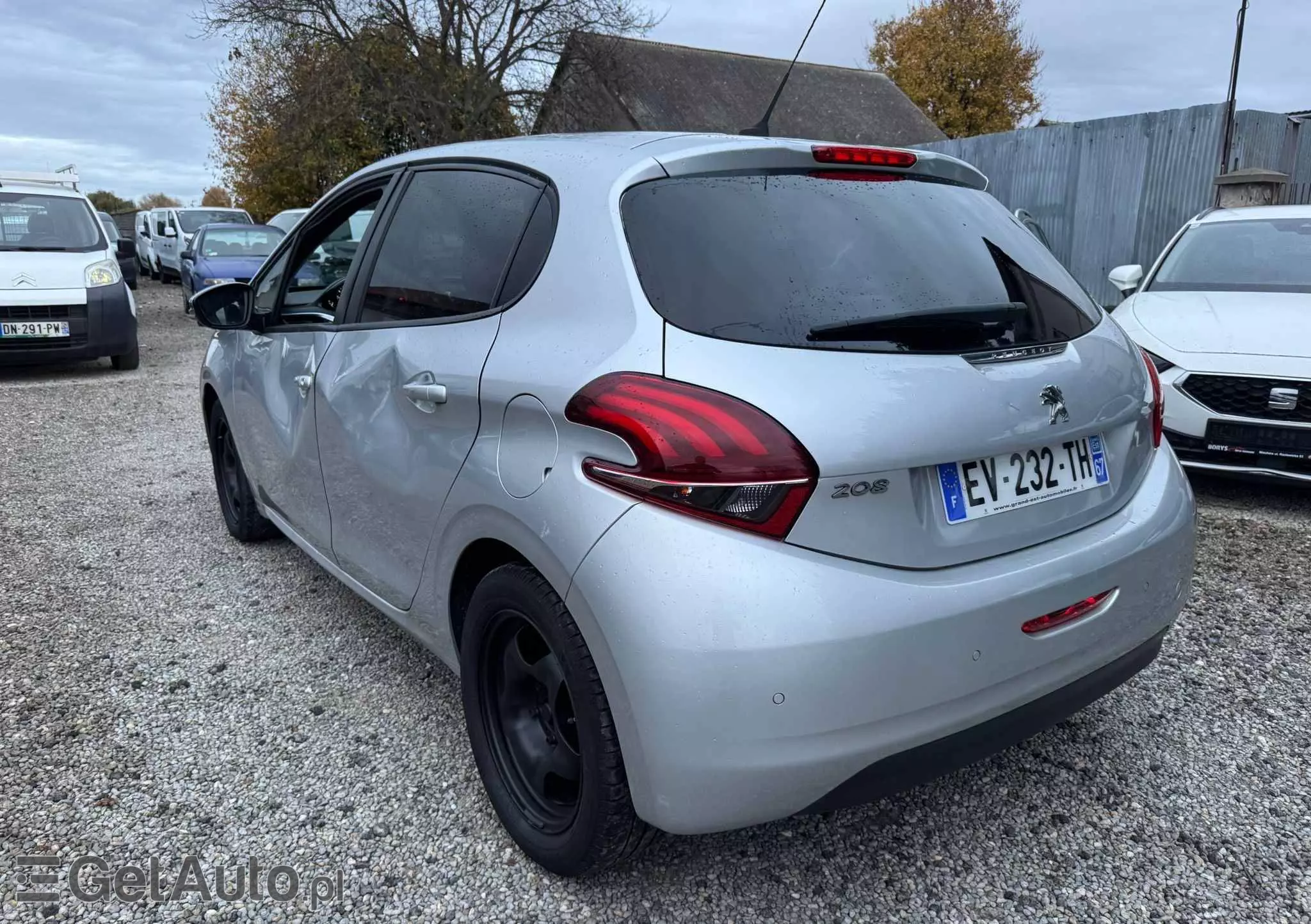 PEUGEOT 208 82 PureTech Style