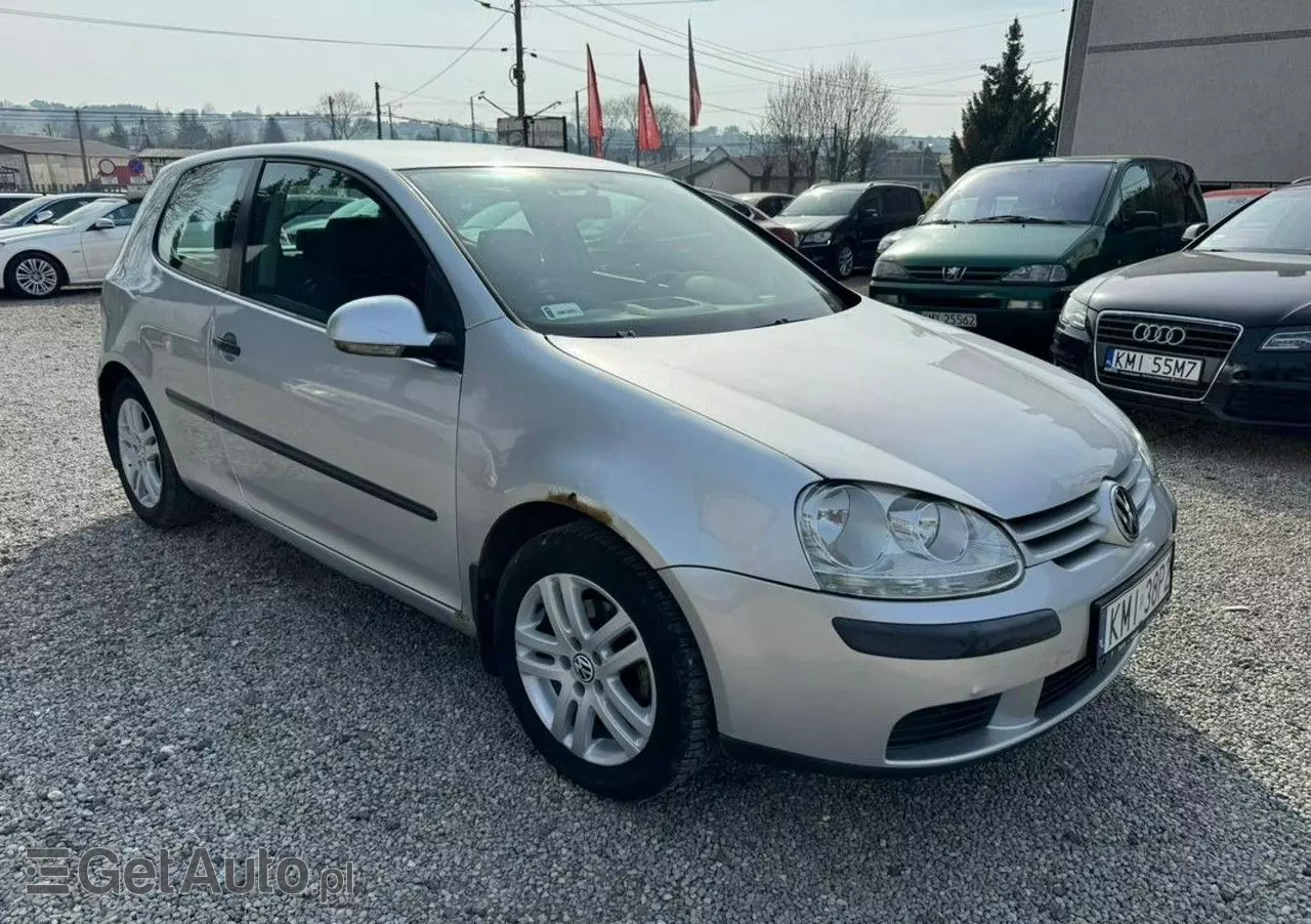 VOLKSWAGEN Golf V 1.6 FSI Comfortline