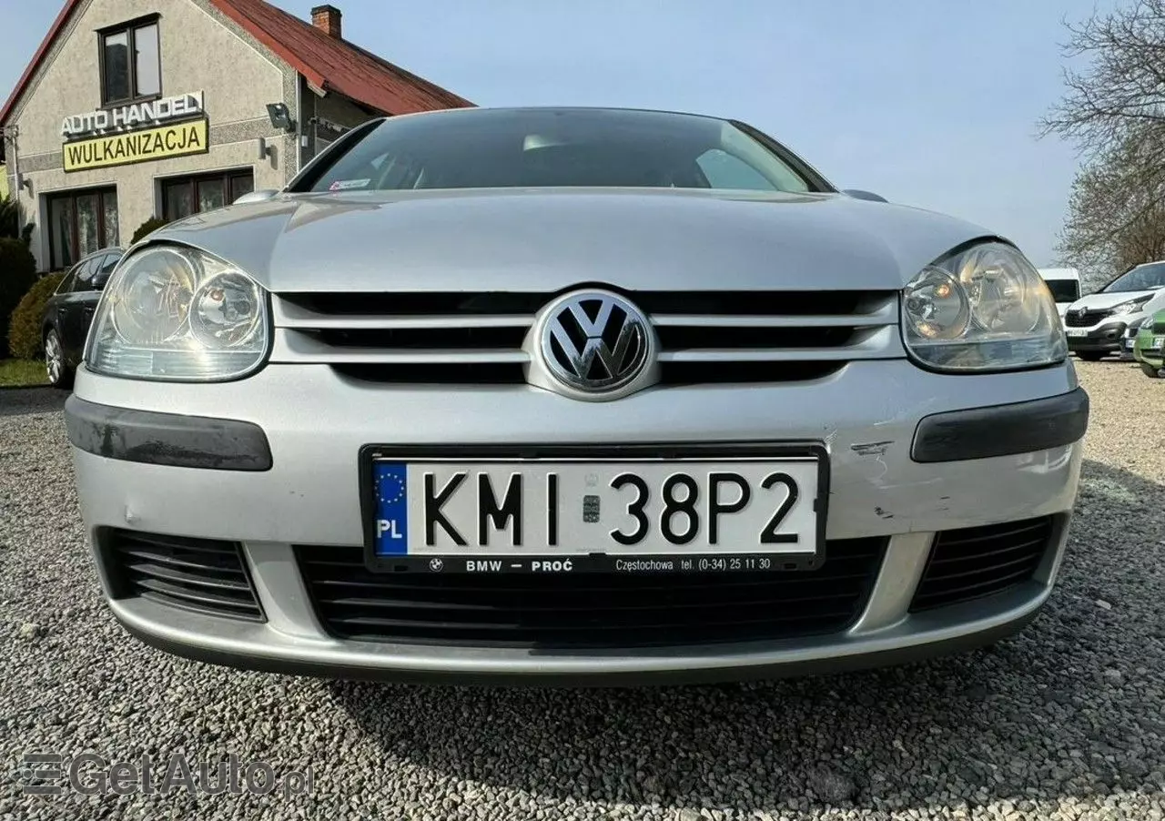 VOLKSWAGEN Golf V 1.6 FSI Comfortline