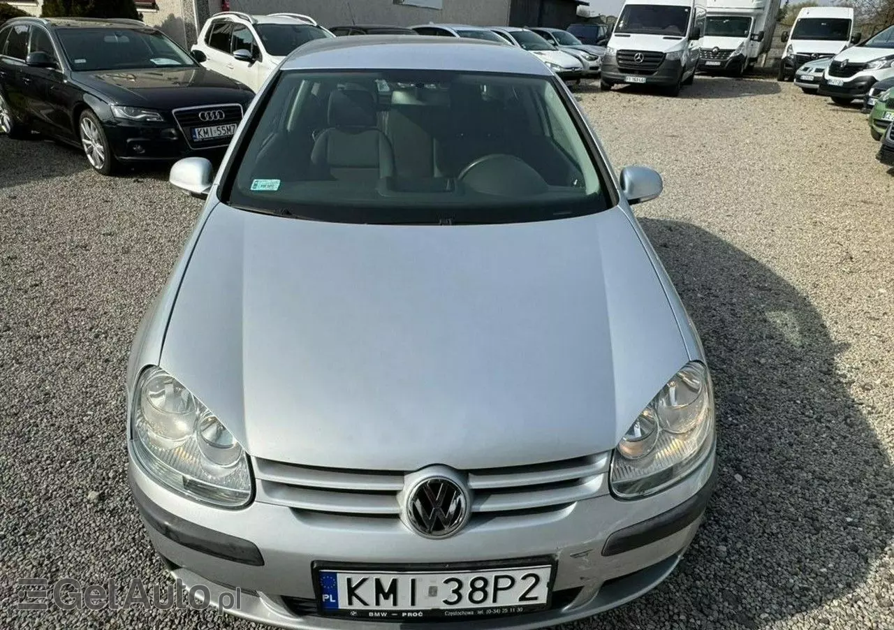 VOLKSWAGEN Golf V 1.6 FSI Comfortline