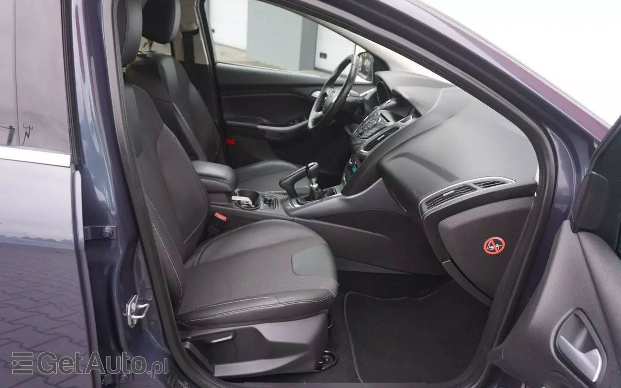 FORD Focus 1.0 EcoBoost Start-Stopp-System TITANIUM X