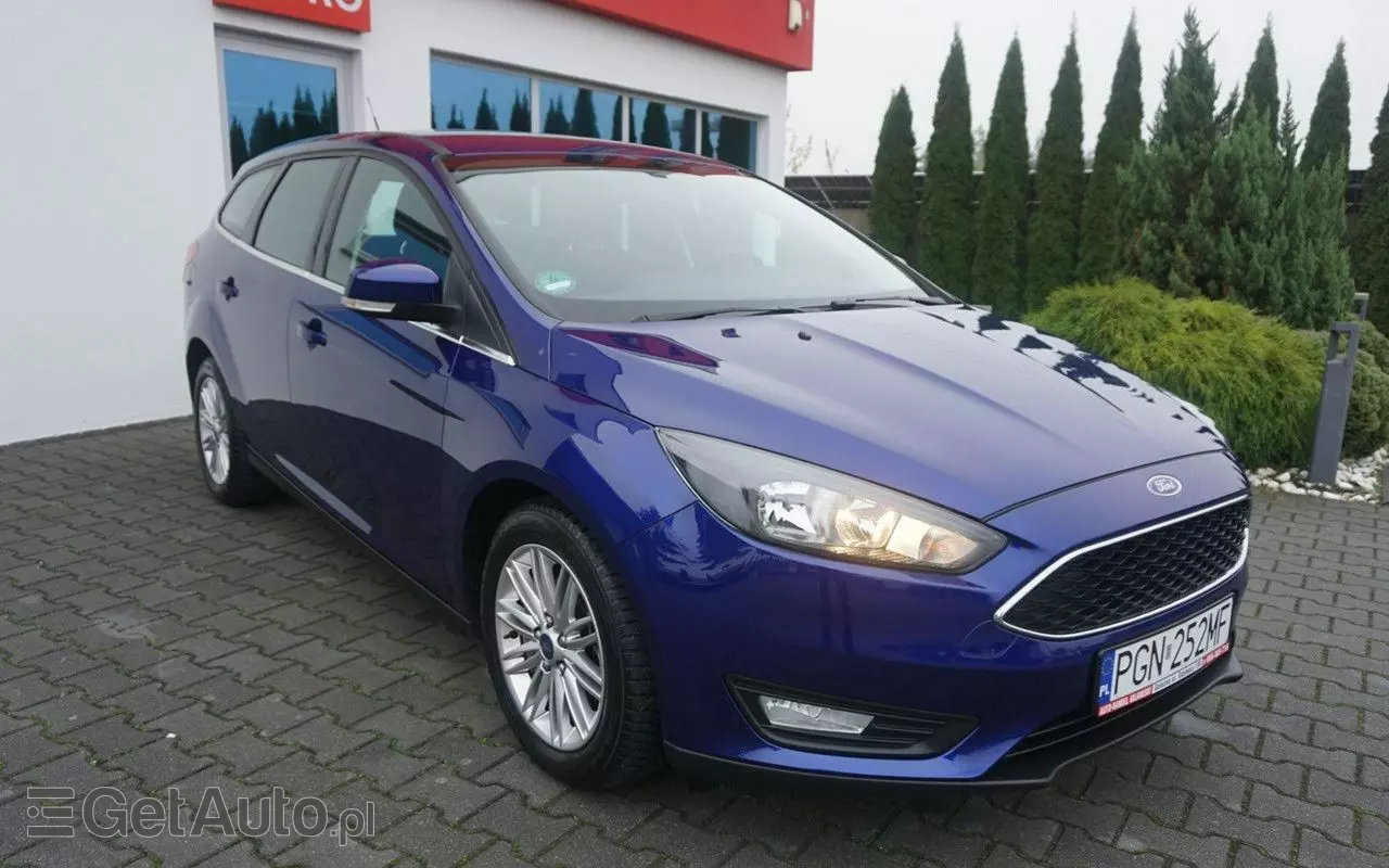 FORD Focus Turnier 1.0 EcoBoost Start-Stopp-System TREND