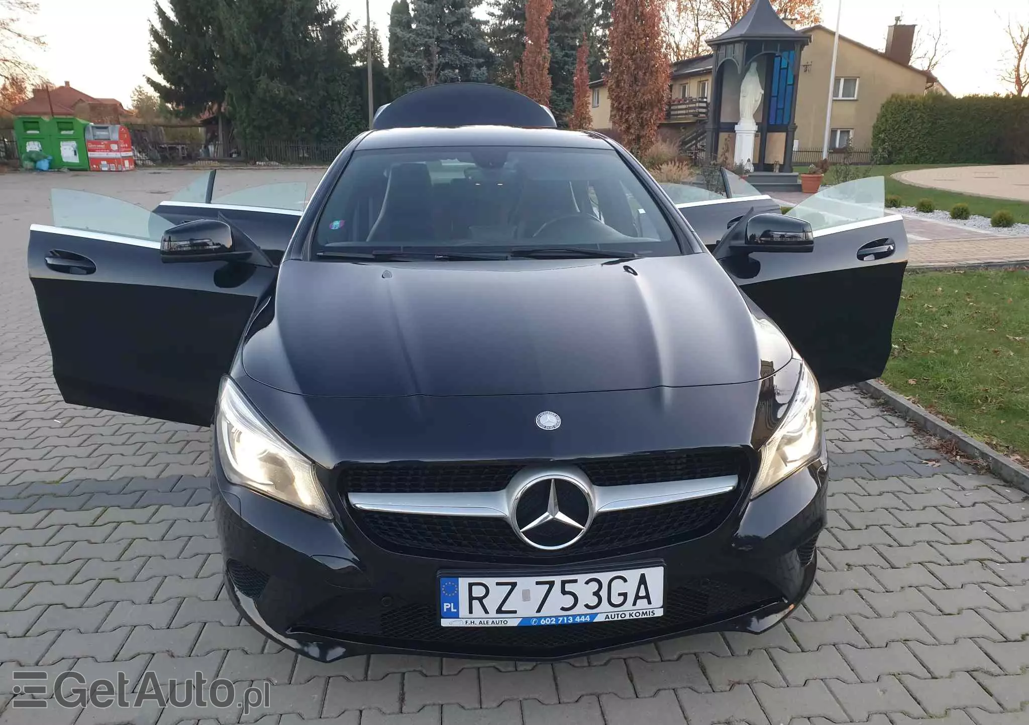 MERCEDES-BENZ CLA 200 Peak Edition