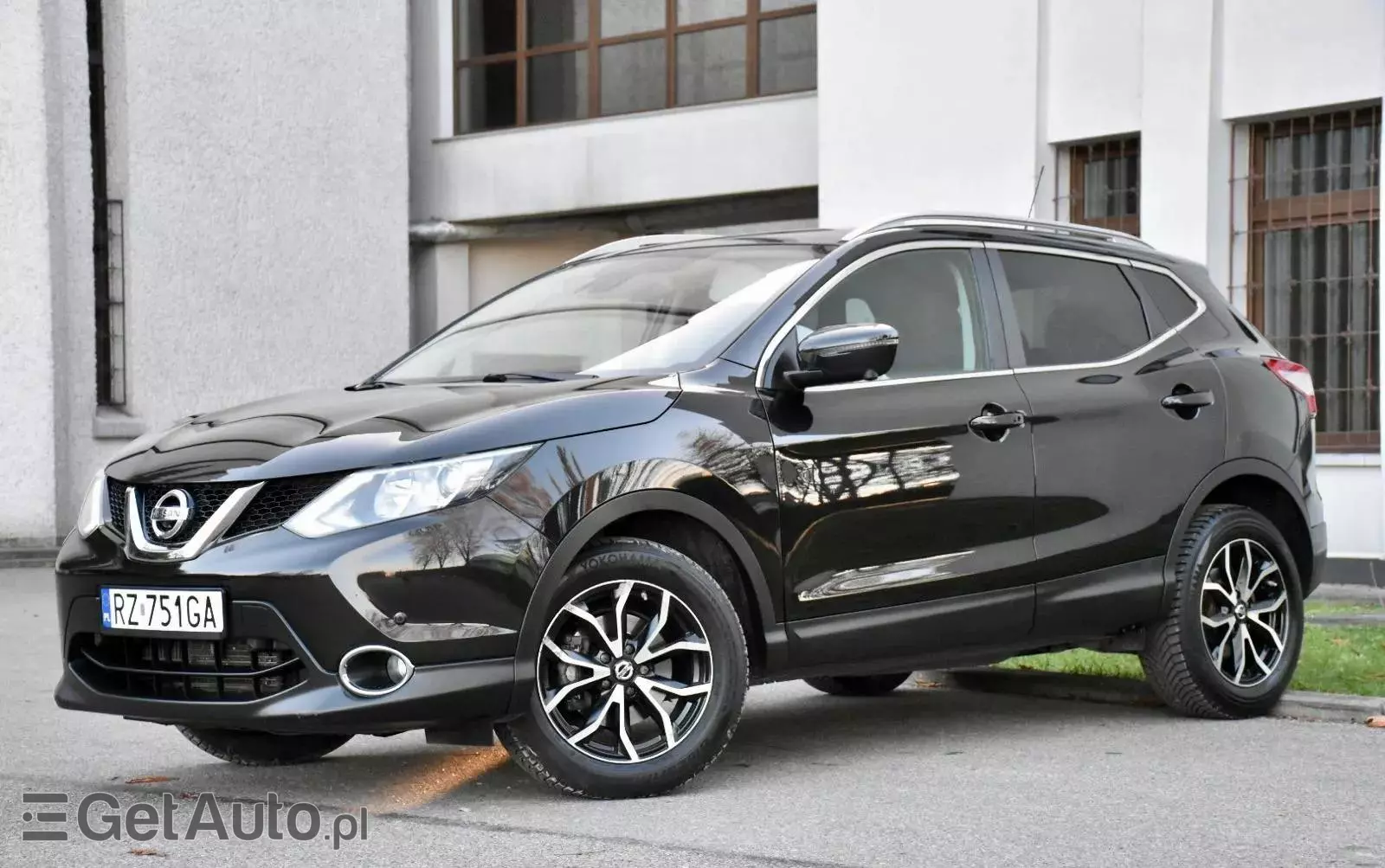 NISSAN Qashqai 1.2 DIG-T N-Connecta Xtronic EU6