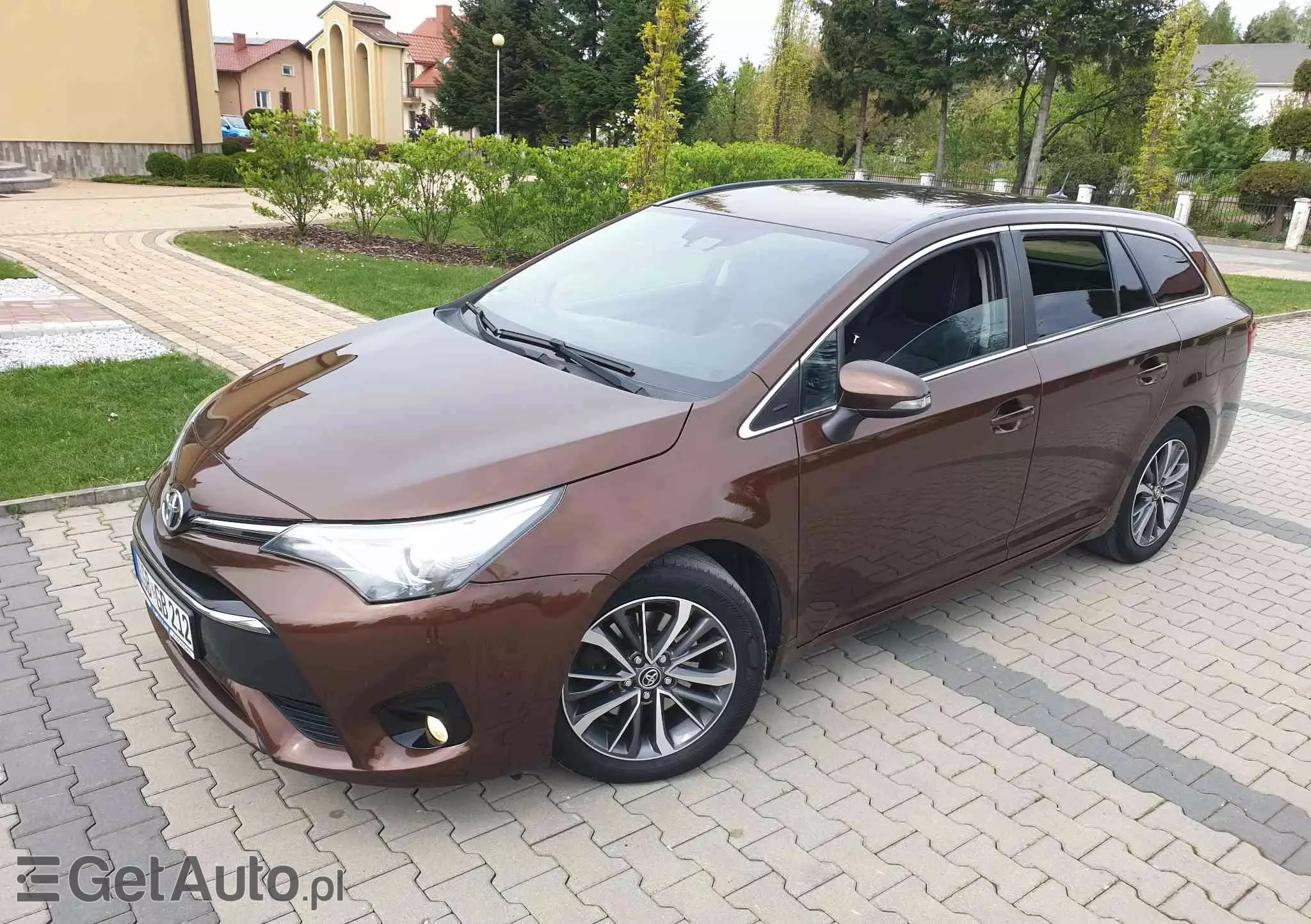 TOYOTA Avensis Touring Sports 2.0 D-4D Executive