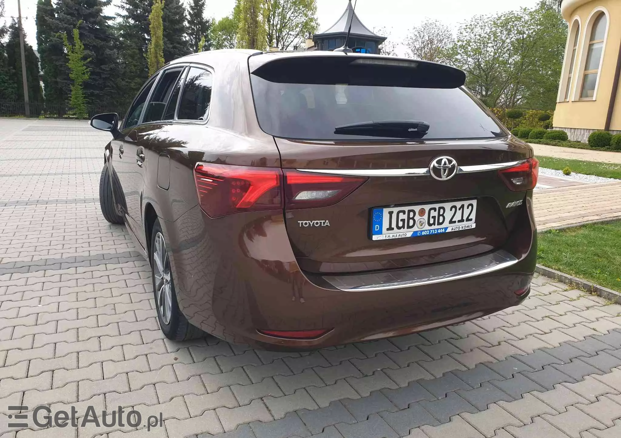 TOYOTA Avensis Touring Sports 2.0 D-4D Executive