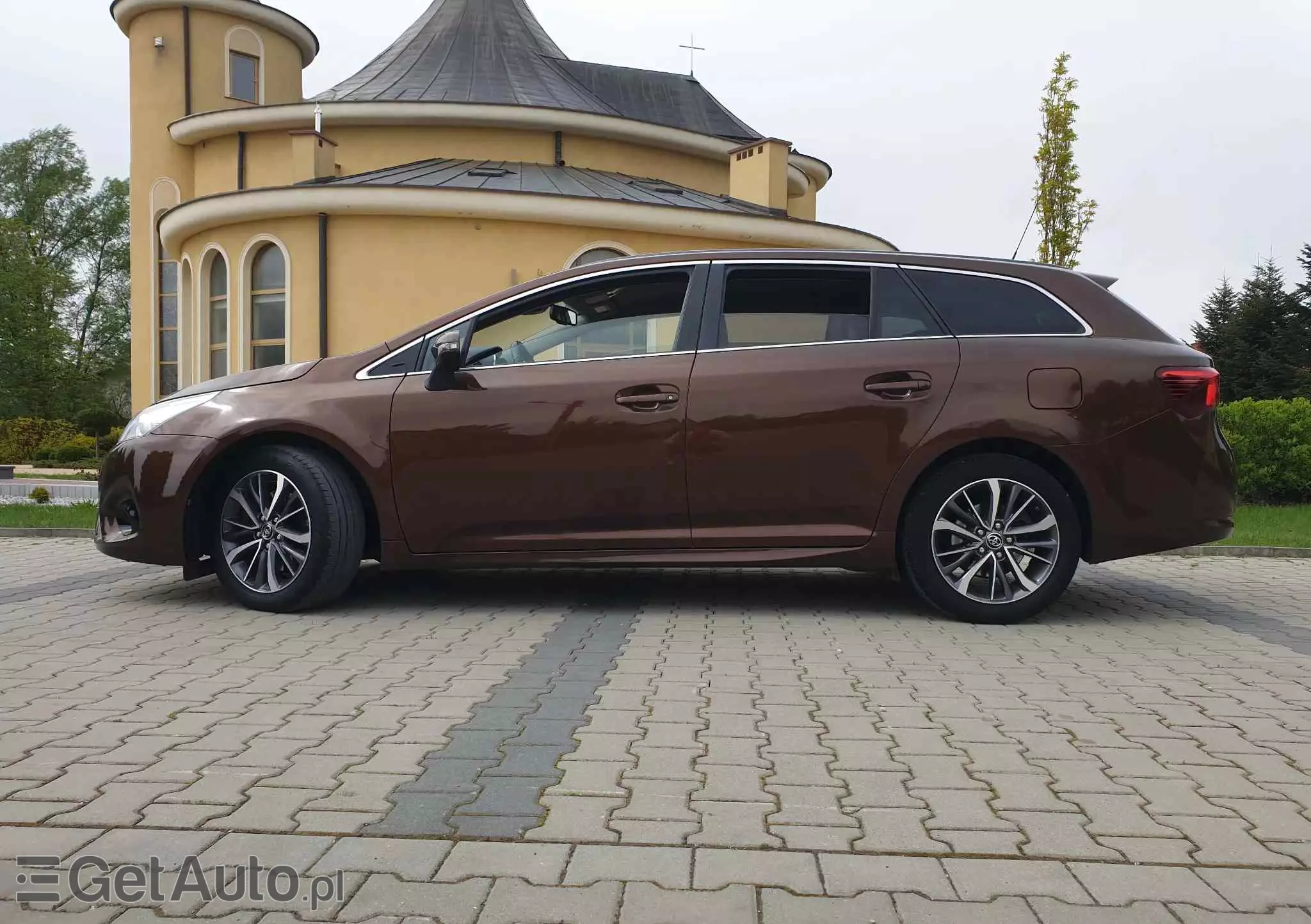 TOYOTA Avensis Touring Sports 2.0 D-4D Executive