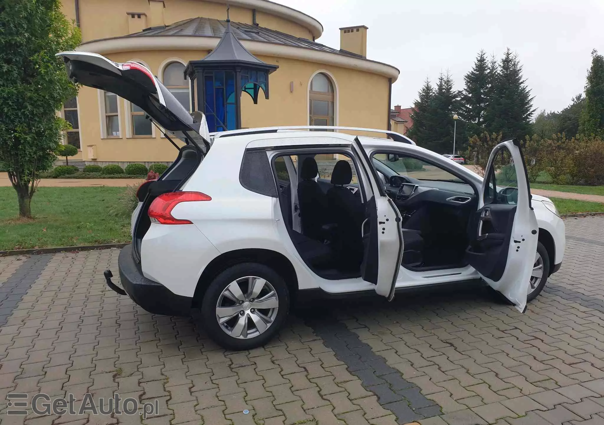 PEUGEOT 2008 1.2 Pure Tech Allure S&S