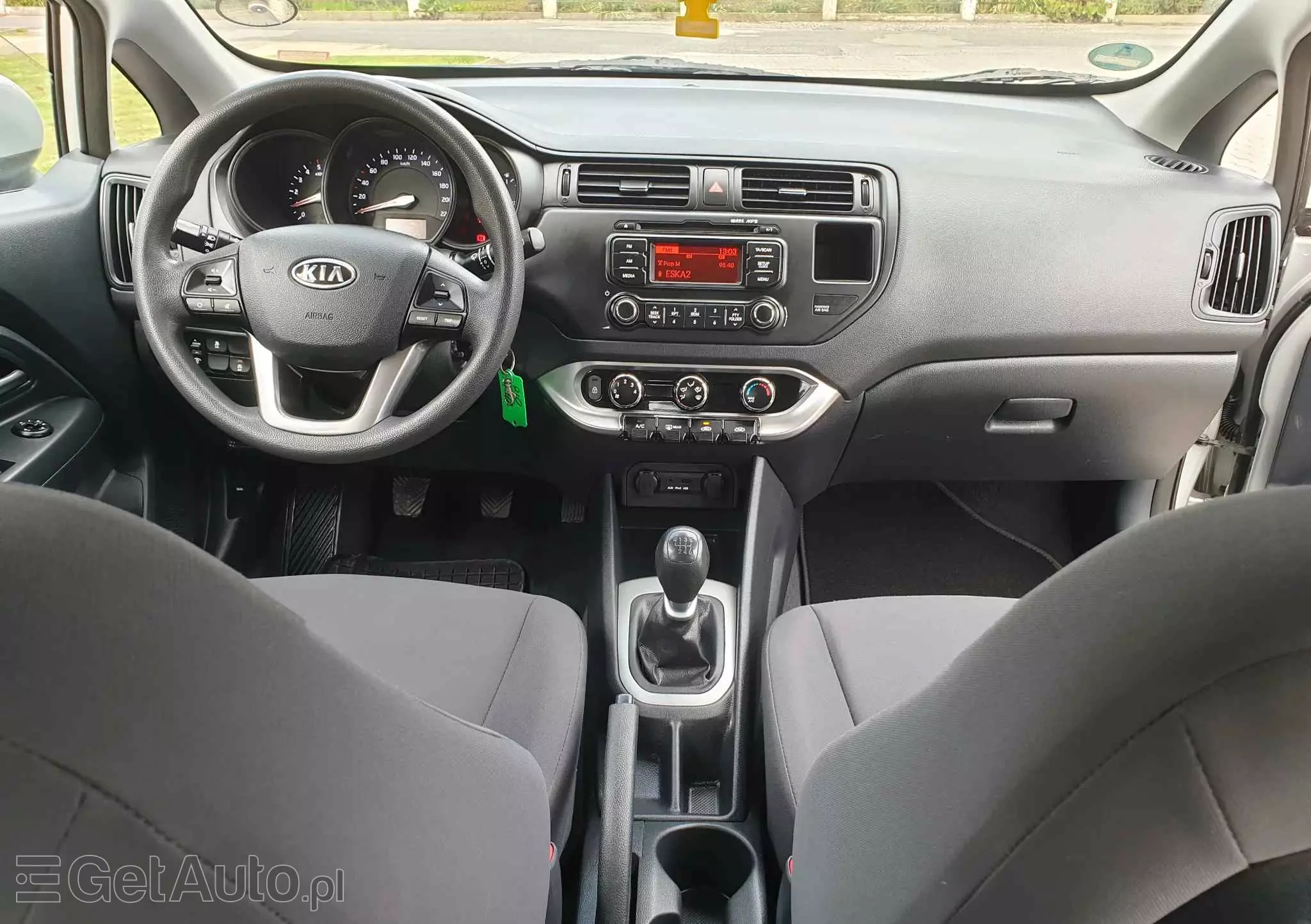 KIA Rio 1.1 CRDI Dream Team Edition