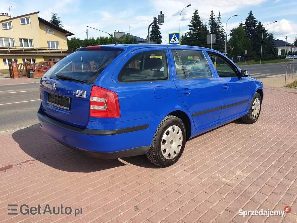 SKODA Octavia 