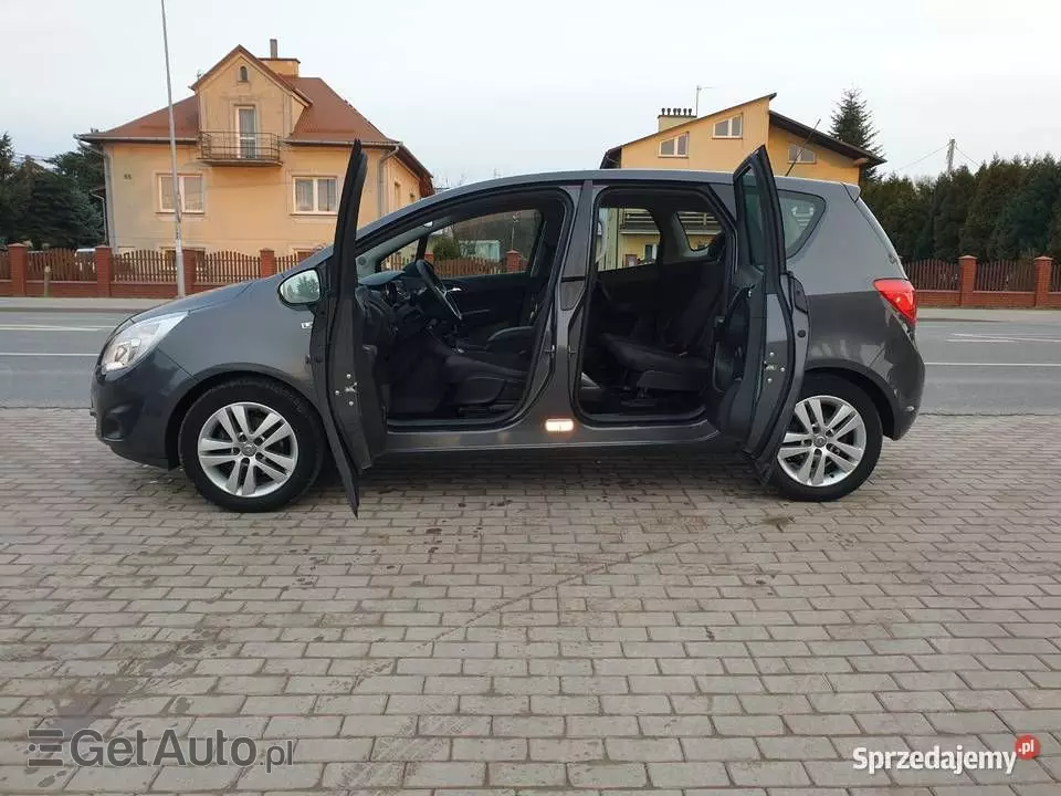 OPEL Meriva 