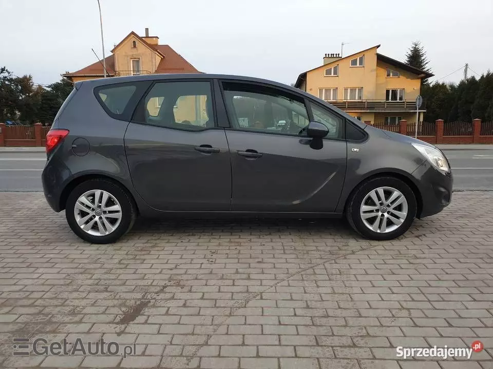 OPEL Meriva 