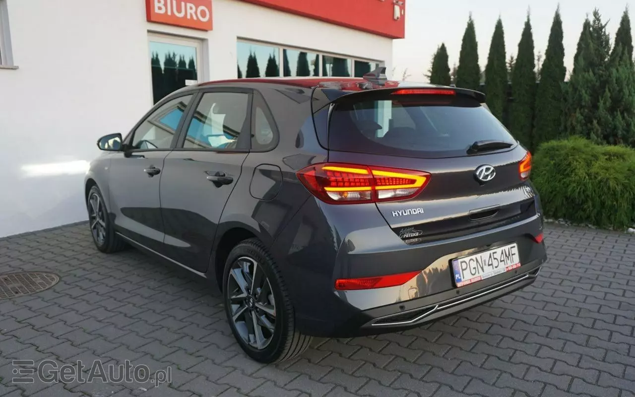 HYUNDAI I30 1.5 T-GDI 48V-Hybrid DCT EDITION 30