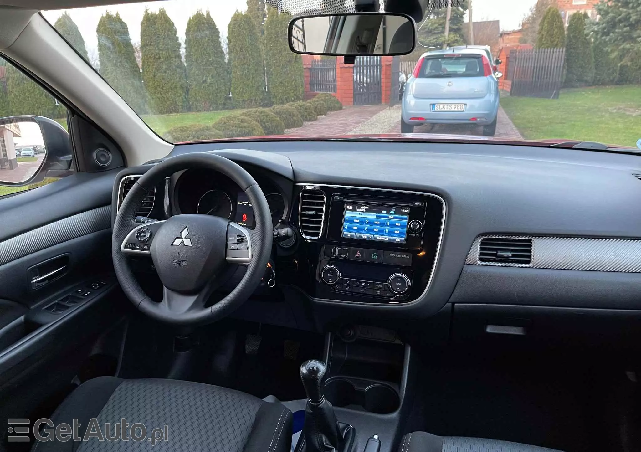 MITSUBISHI Outlander 2.0 2WD Invite