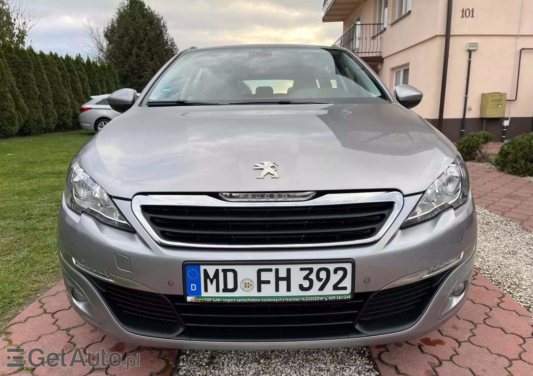 PEUGEOT 308 SW BlueHDi 120 EAT6 Stop & Start Business-Line