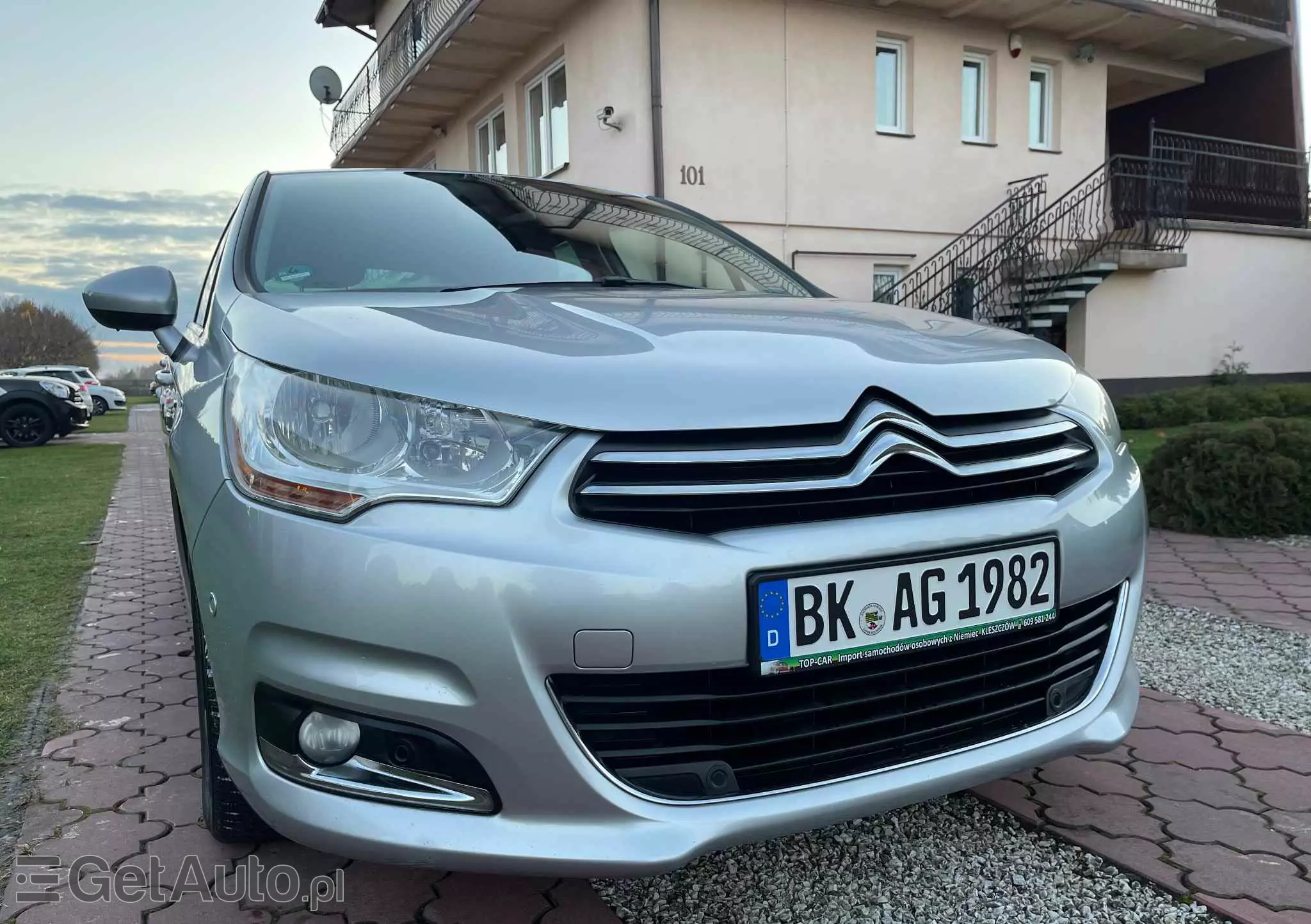 CITROËN C4 1.6 VTi Exclusive