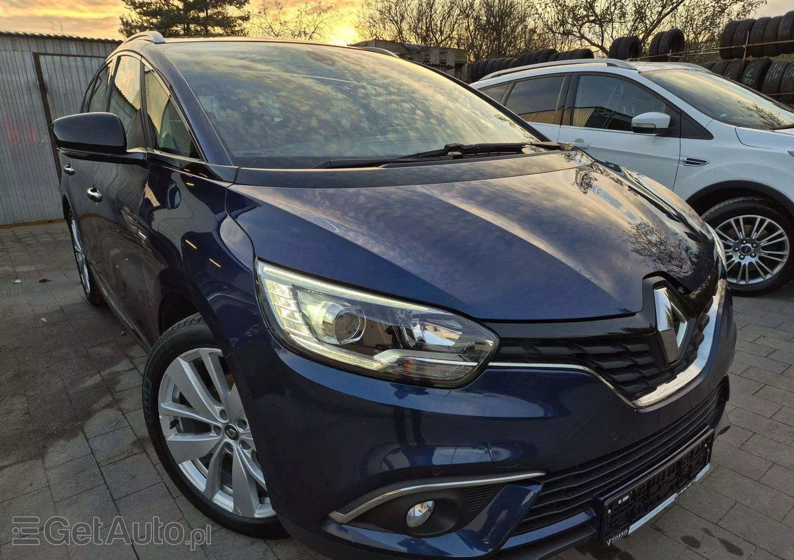 RENAULT Grand Scenic 