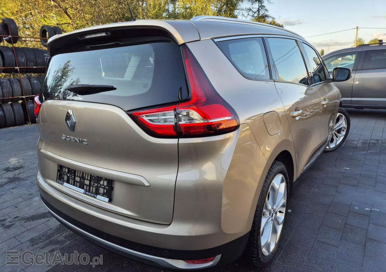 RENAULT Grand Scenic 