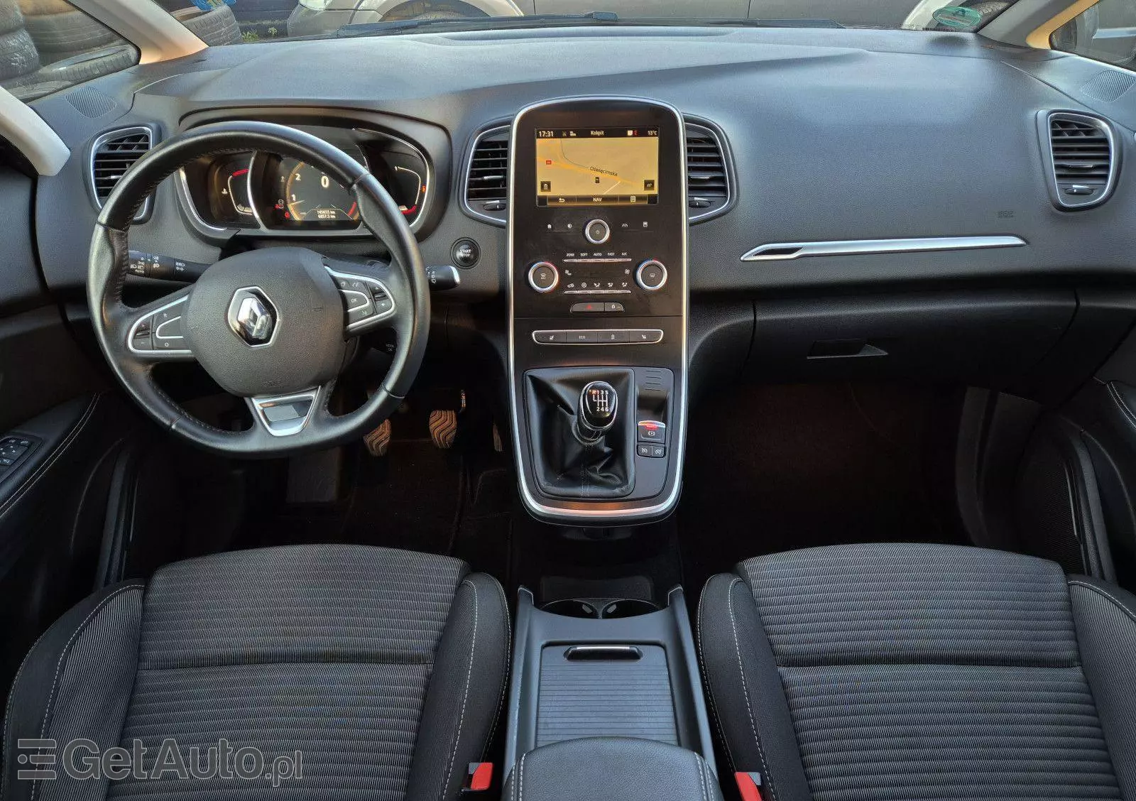 RENAULT Grand Scenic 