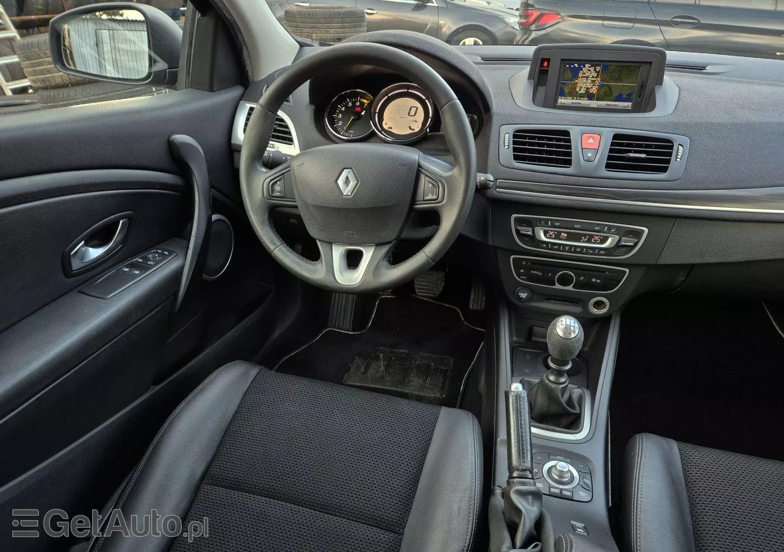 RENAULT Megane 