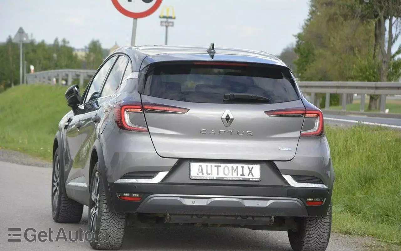 RENAULT Captur E-TECH PLUG-in 160 INITIALE PARIS