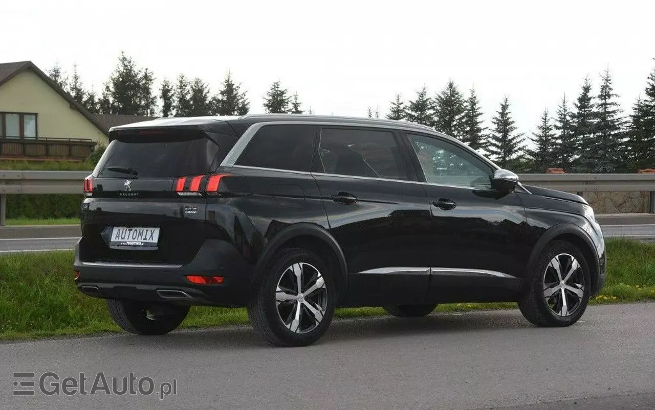 PEUGEOT 5008 BlueHDI 180 EAT8 GT Pack