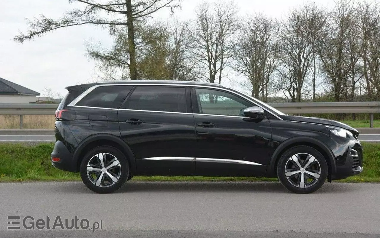 PEUGEOT 5008 BlueHDI 180 EAT8 GT Pack